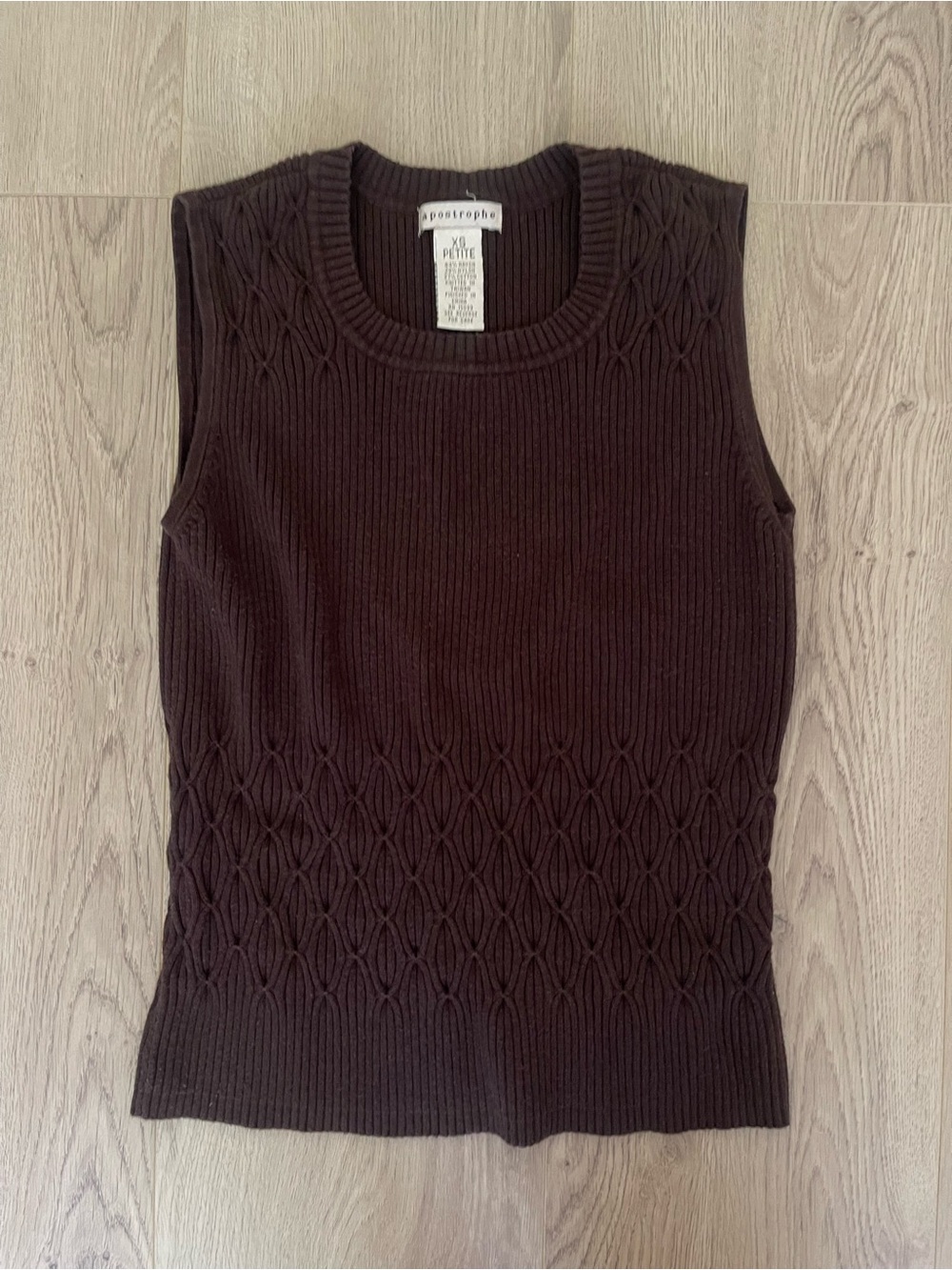 Vintage Apostrophe Sleeveless Knit Top in Dark Brown (xs)